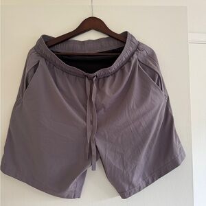 ALO Yoga Men's Purple Athletic Shorts